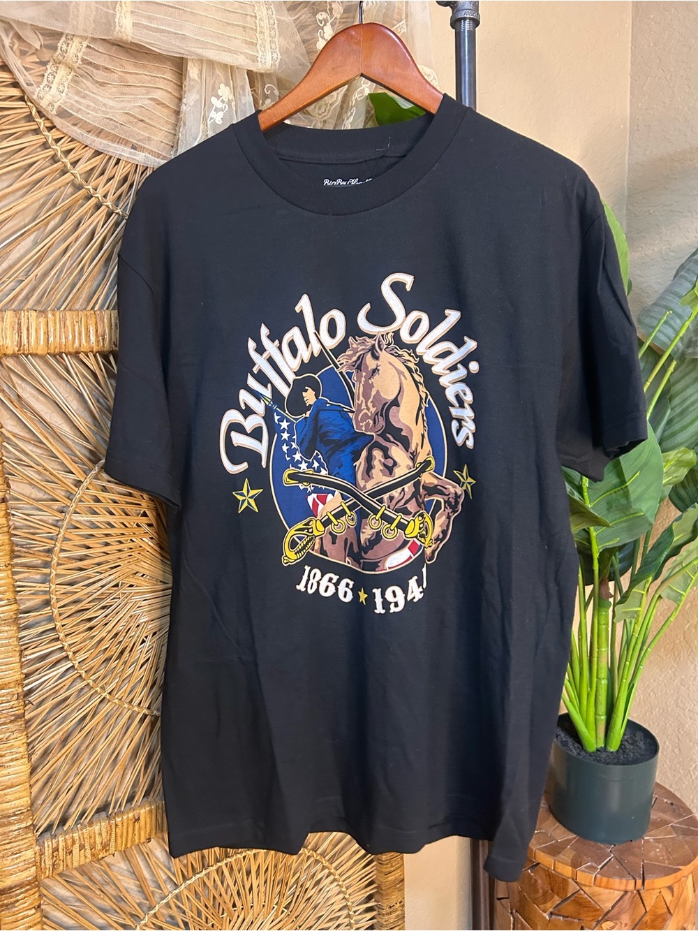 Big Boy Gear New Buffalo Souldiers cotton tee large